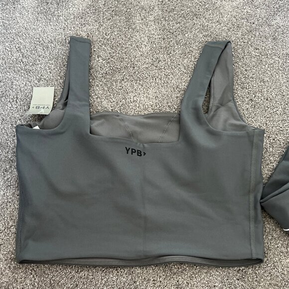 Abercrombie YPB Gray Set - Picture 3 of 3